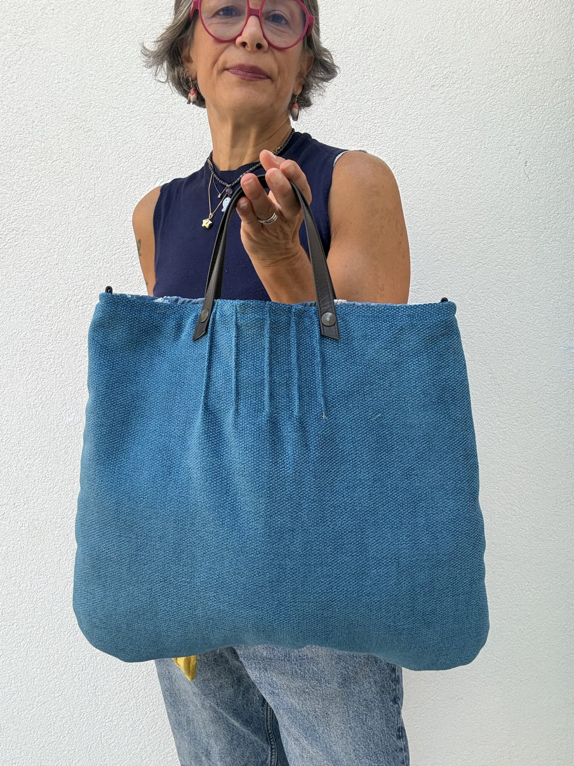 Borsa a mano CRISTINA azzurra a fiori - immagine 2