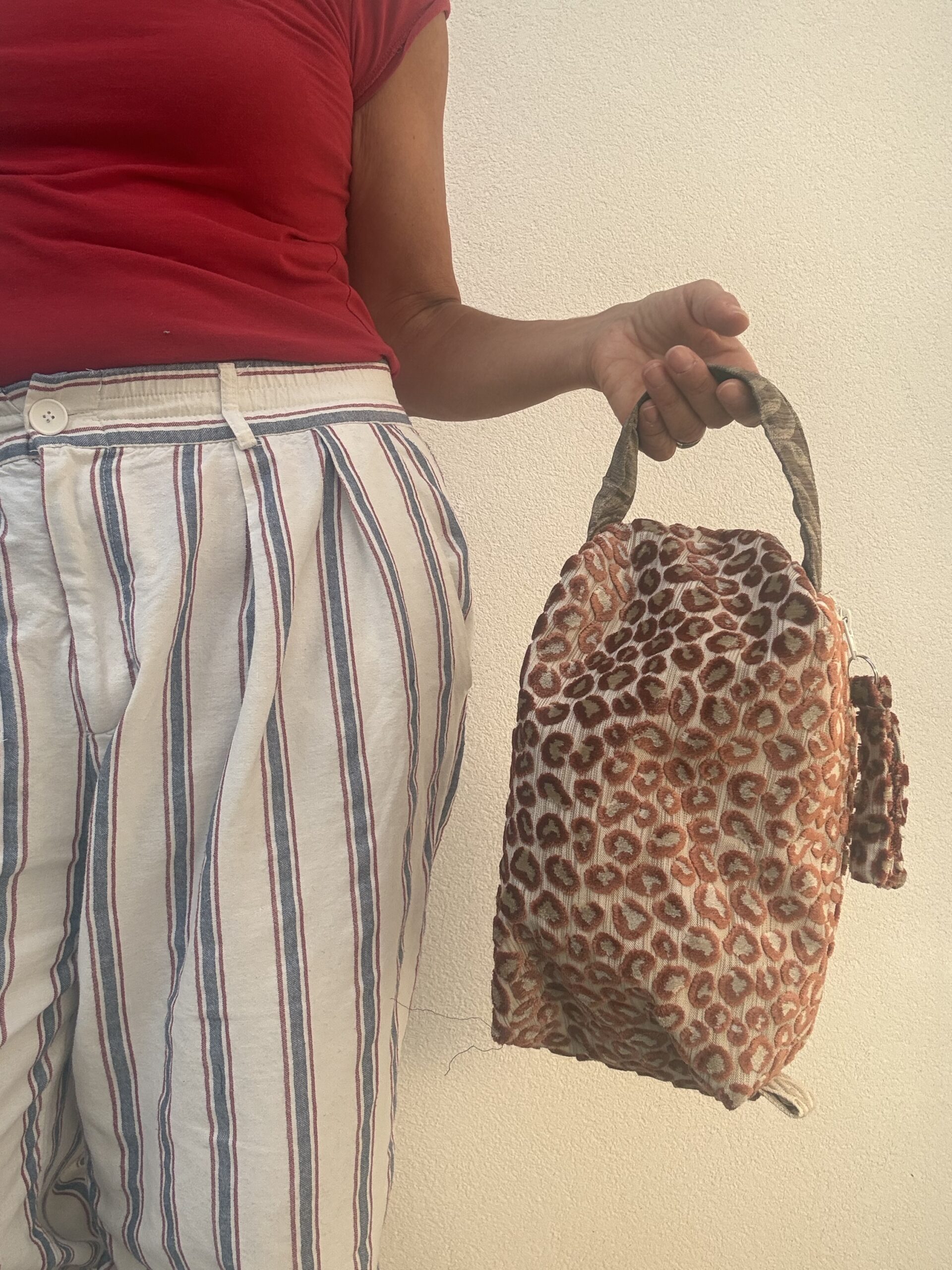 Pochette a mano ERIKA macchie leopardo - immagine 3
