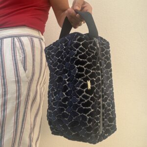 Pochette a mano ERIKA blu operato